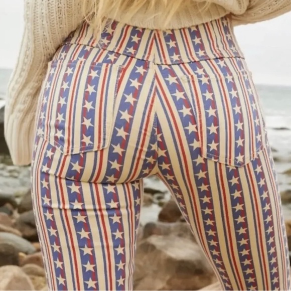 FREE PEOPLE STARS & STRIPES PENNY PULL ON FLARE JEANS AMERICANA FLAG DENIM PANTS - Picture 3 of 9